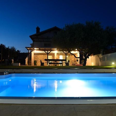 Solymar Villa Поседарье Екстериор снимка
