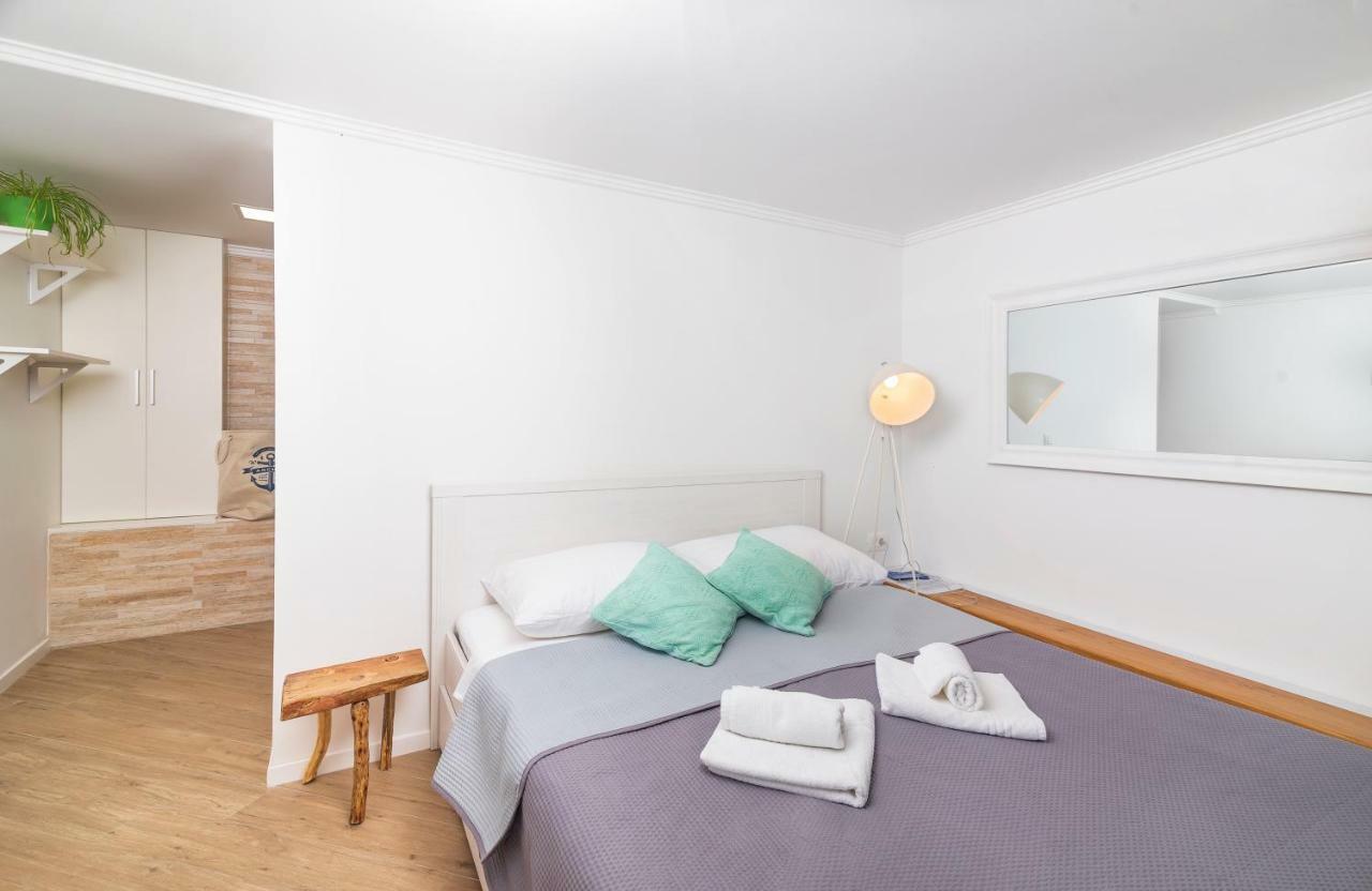 Solymar Villa Поседарье Екстериор снимка